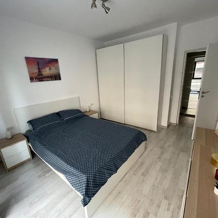 Pearl Luxury Apartment Near Presidential Palace Bukarest Exterior foto